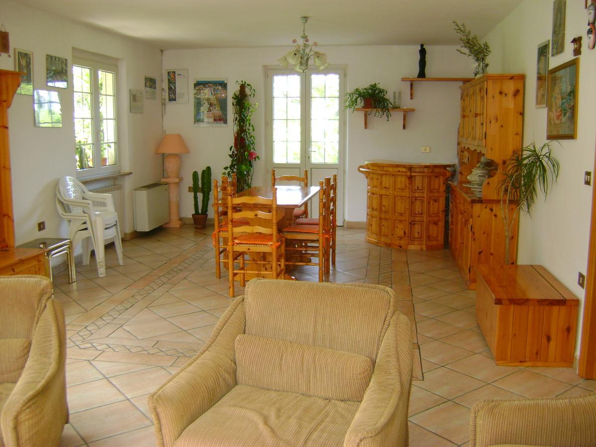 B&B La Mimosa Spello Extérieur photo